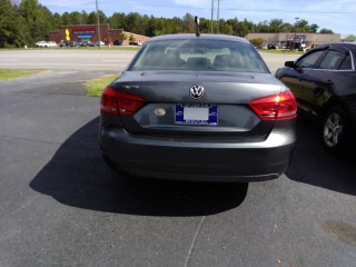 Image for 2013 Volkswagen Passat S ID: 7588977