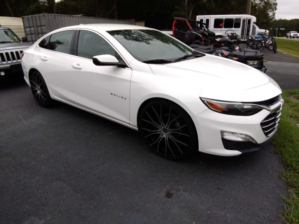 2020 Chevrolet Malibu Image 4