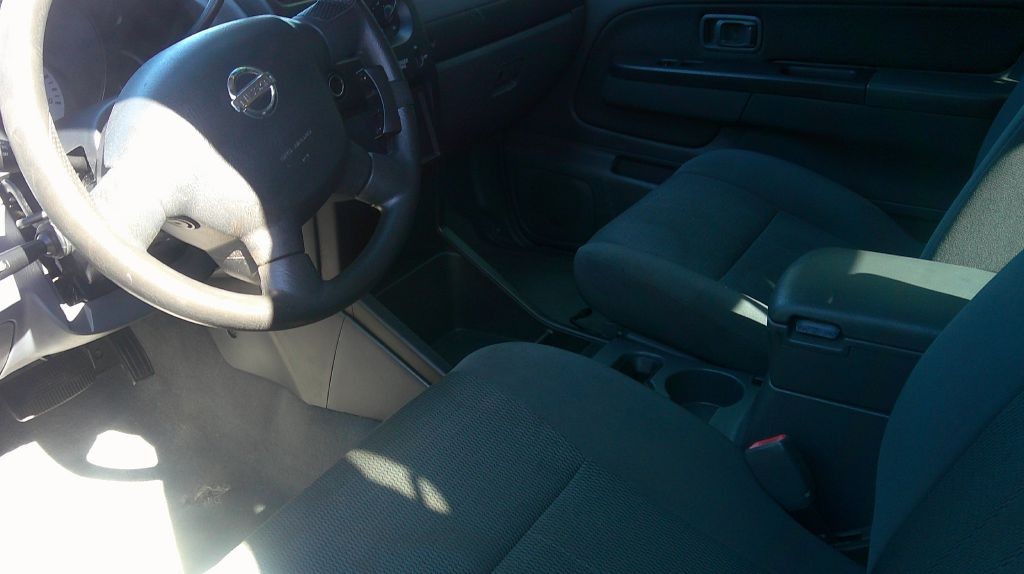 2004 Nissan Frontier Image 5