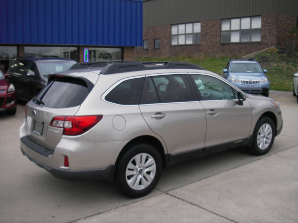2015 Subaru Outback Image 5