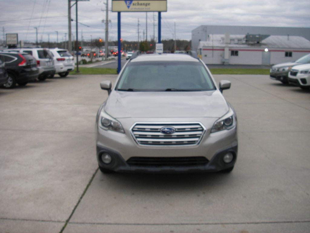 2015 Subaru Outback Image 12