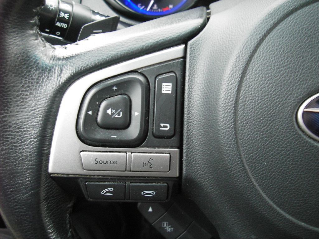 2015 Subaru Outback Image 17
