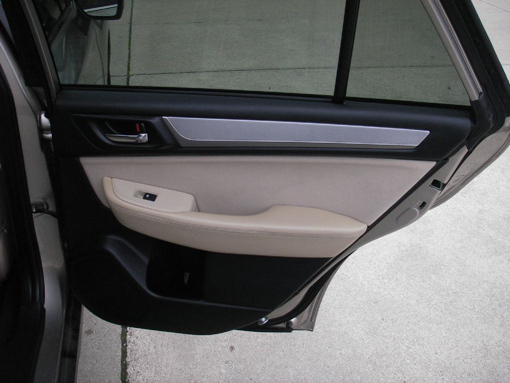 2015 Subaru Outback Image 29