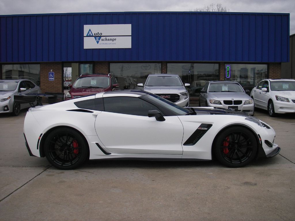 2016 Chevrolet Corvette Image 4