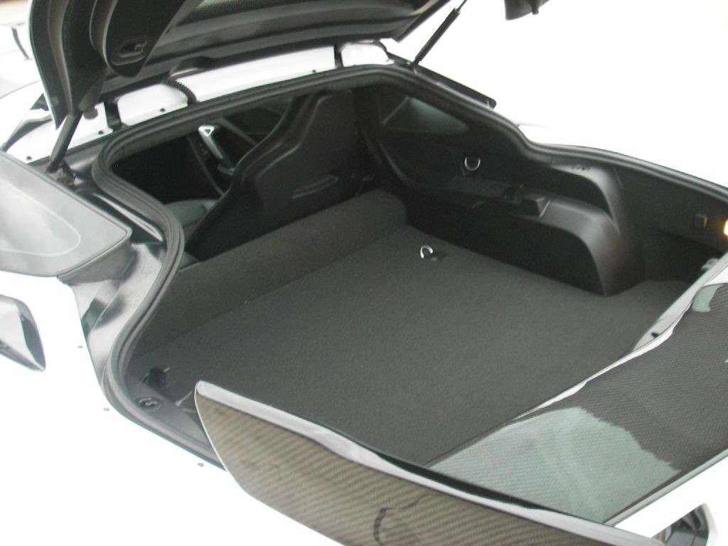 2016 Chevrolet Corvette Image 32