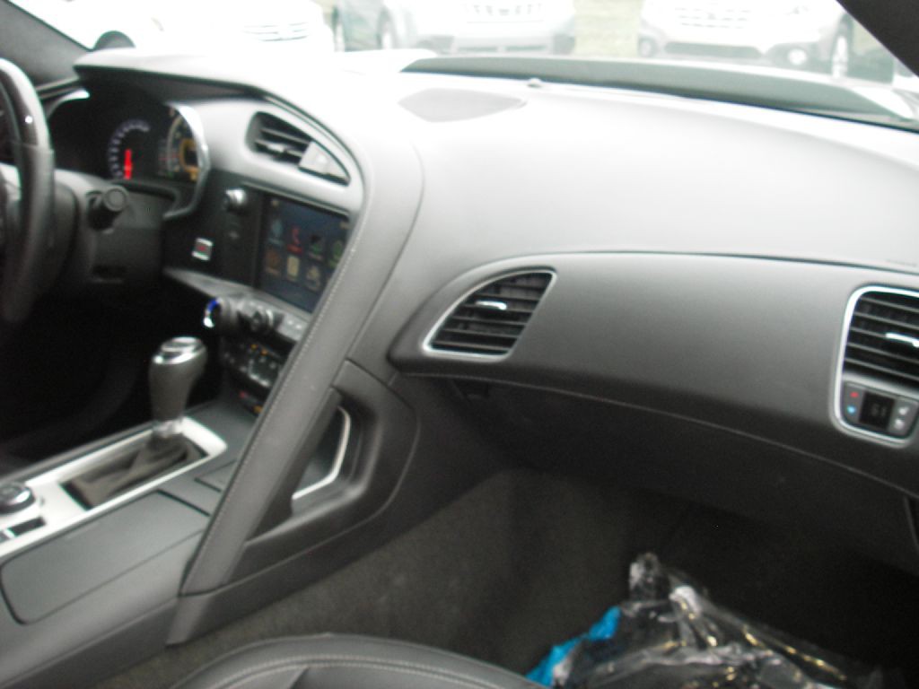 2016 Chevrolet Corvette Image 35