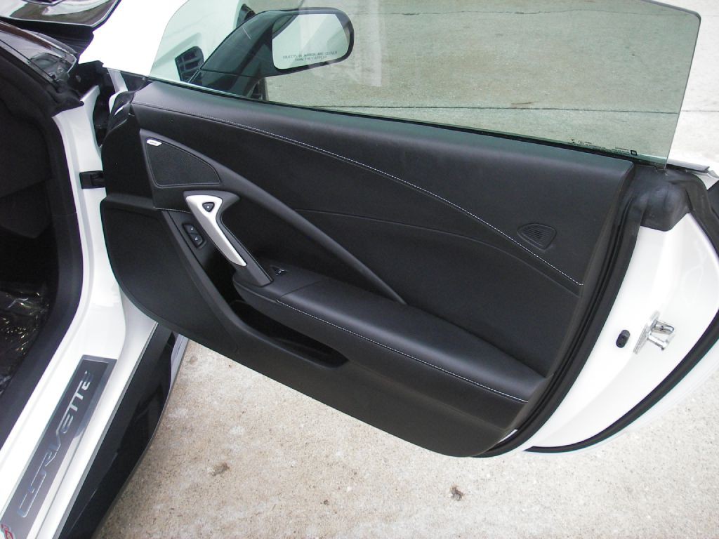 2016 Chevrolet Corvette Image 36