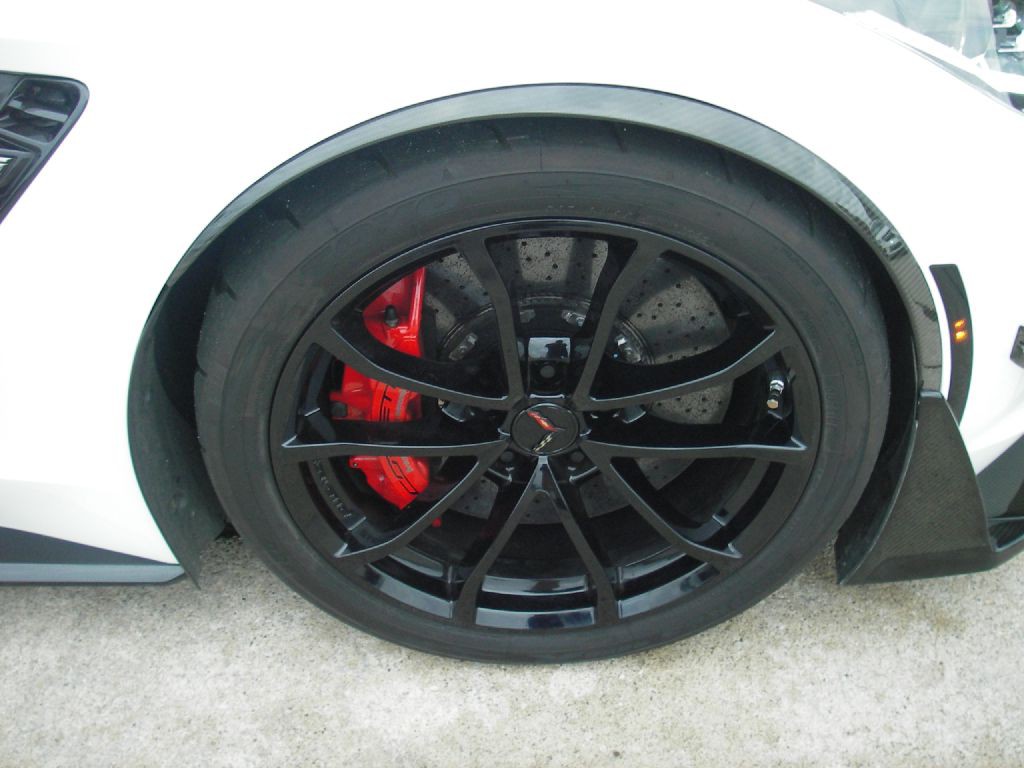 2016 Chevrolet Corvette Image 42