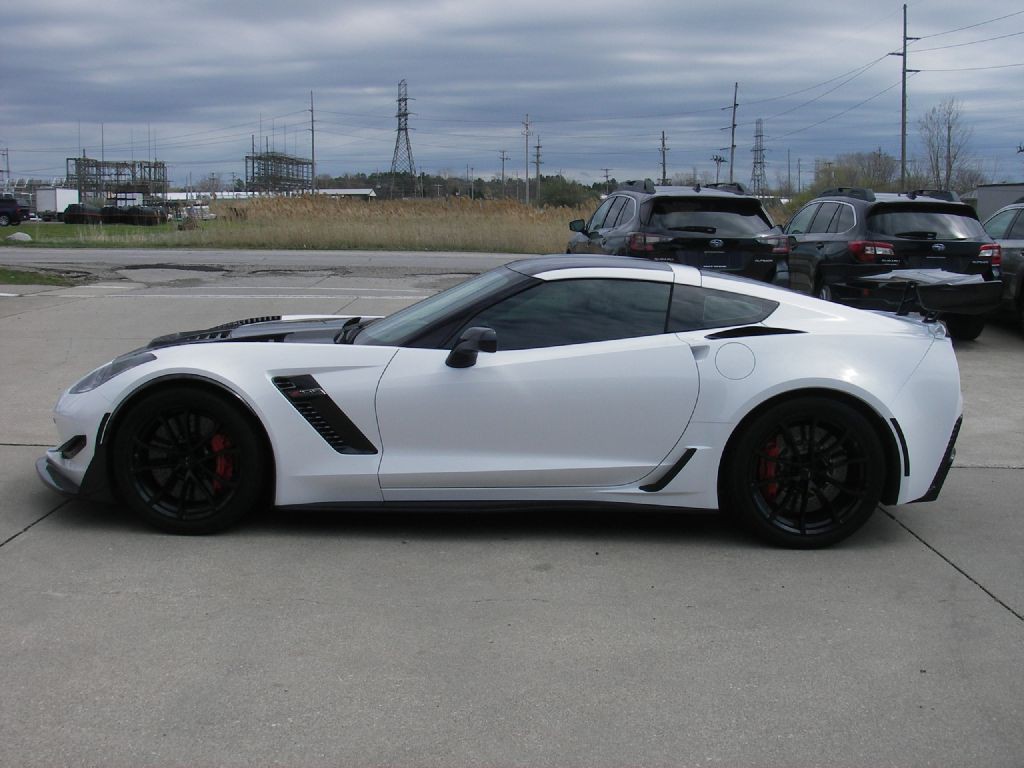 2016 Chevrolet Corvette Image 10