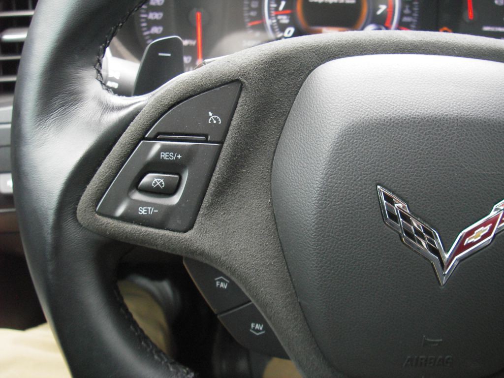 2016 Chevrolet Corvette Image 18