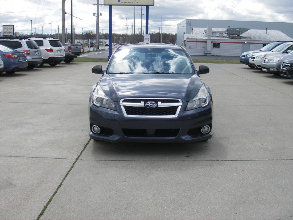 2014 Subaru Legacy Image 12