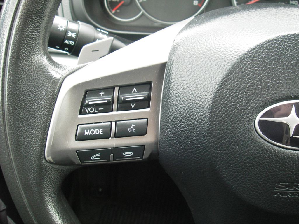 2014 Subaru Legacy Image 17