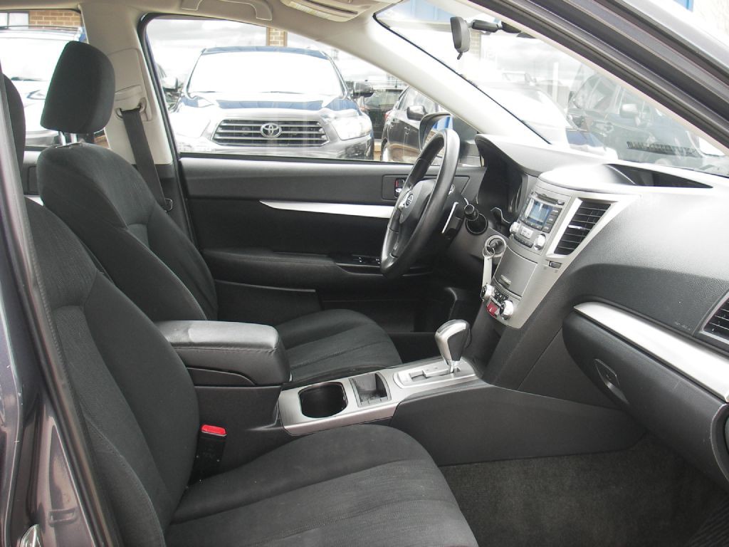 2014 Subaru Legacy Image 29