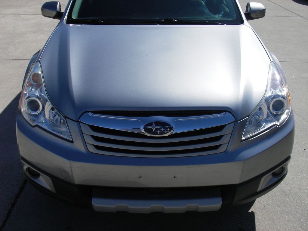 2011 Subaru Outback Image 13