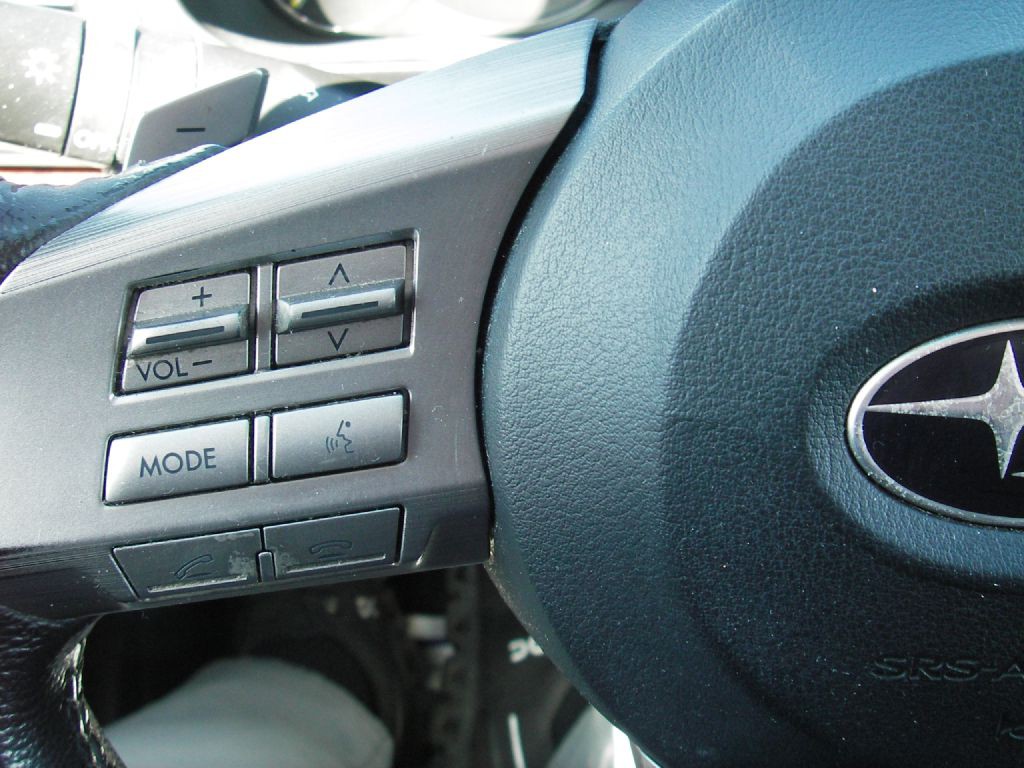 2011 Subaru Outback Image 18
