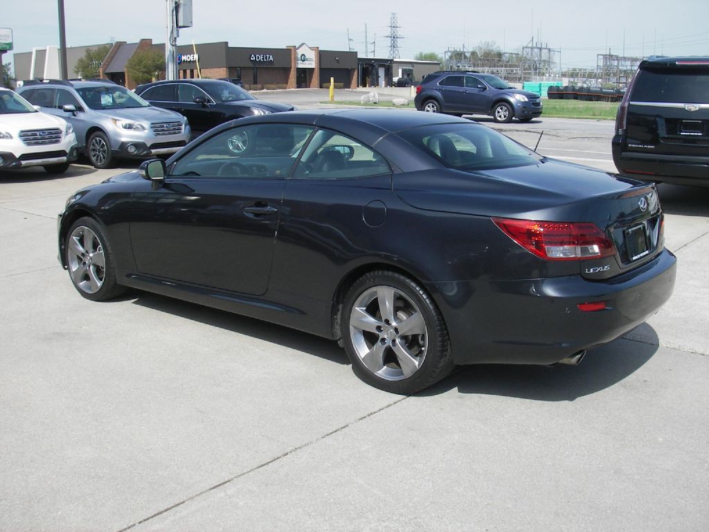 2010 Lexus IS Image 16