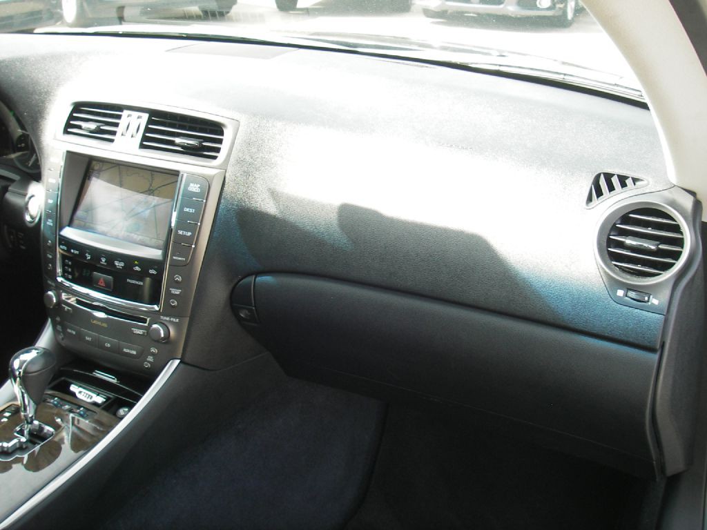 2010 Lexus IS Image 38