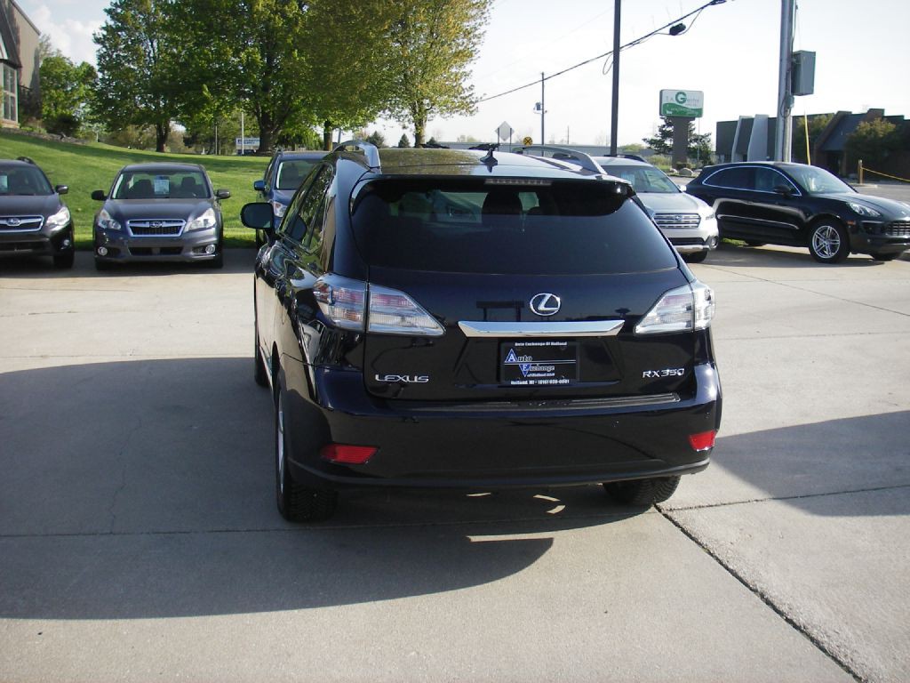 2010 Lexus RX Image 8
