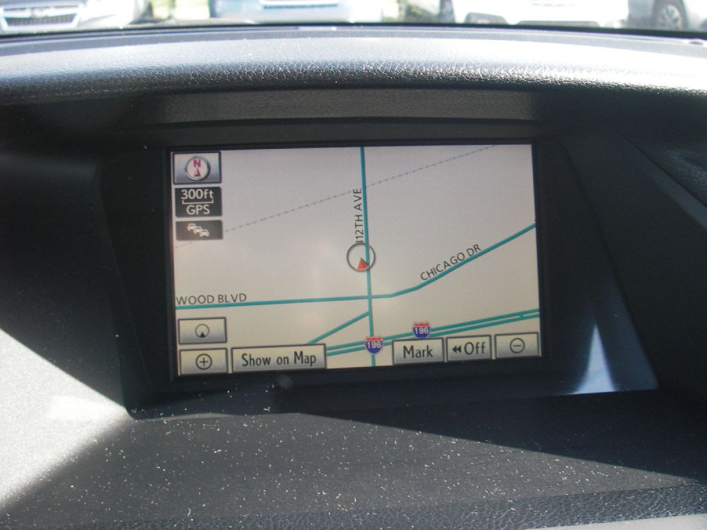 2010 Lexus RX Image 20