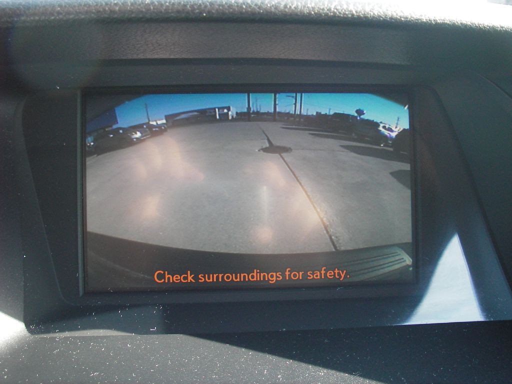 2010 Lexus RX Image 21