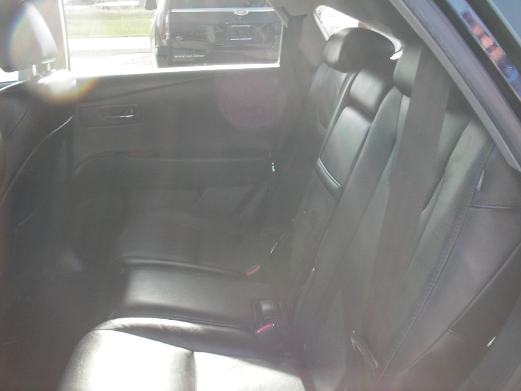 2010 Lexus RX Image 28