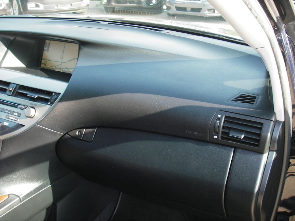 2010 Lexus RX Image 34
