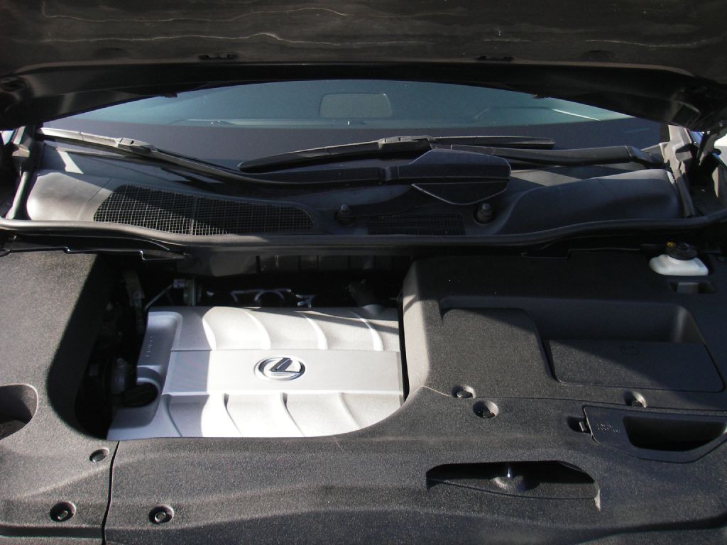 2010 Lexus RX Image 37