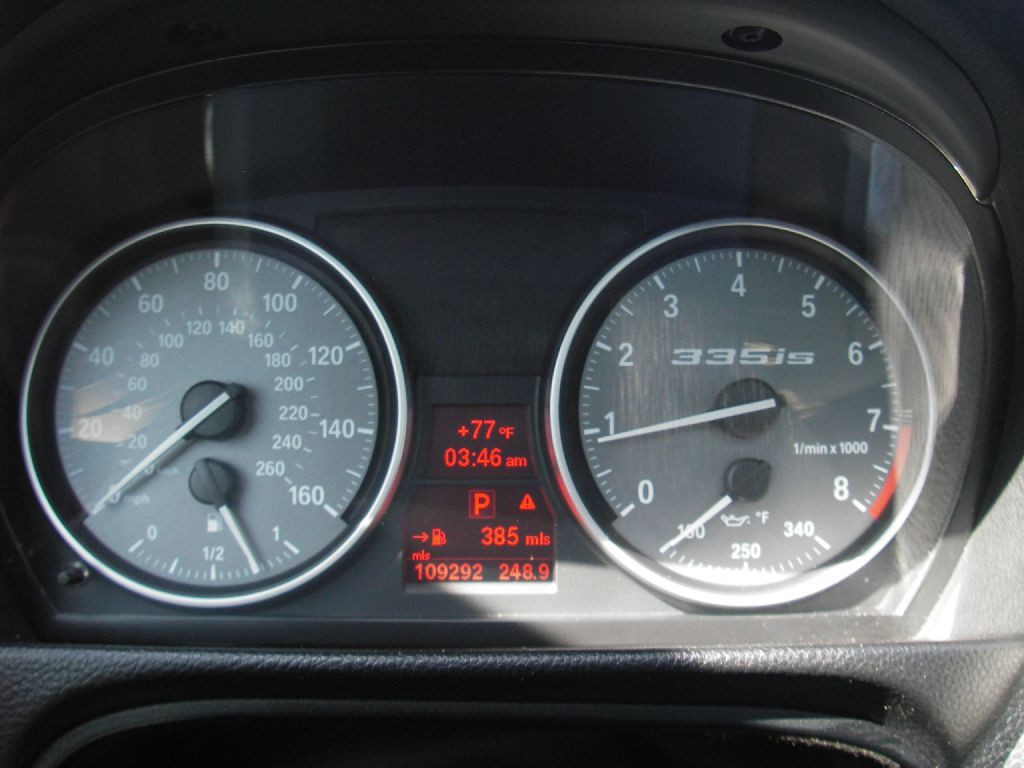 2011 BMW 3 Series Image 20