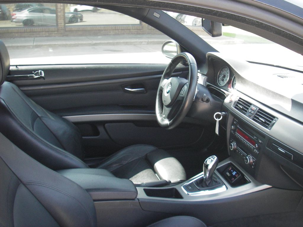 2011 BMW 3 Series Image 32
