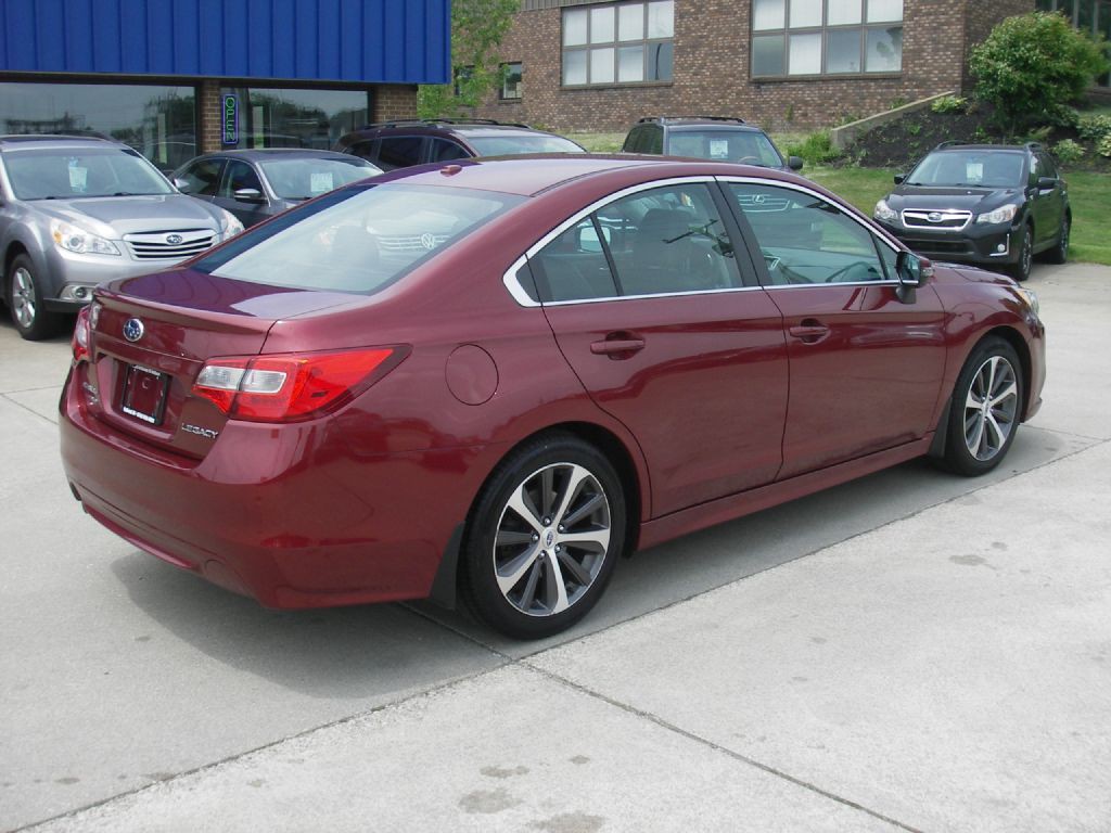 2015 Subaru Legacy Image 5