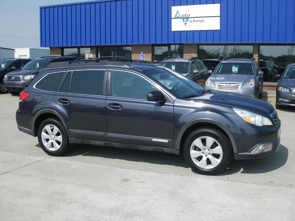 2011 Subaru Outback Image 3