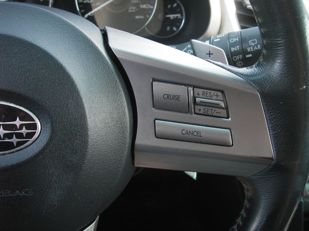 2011 Subaru Outback Image 19
