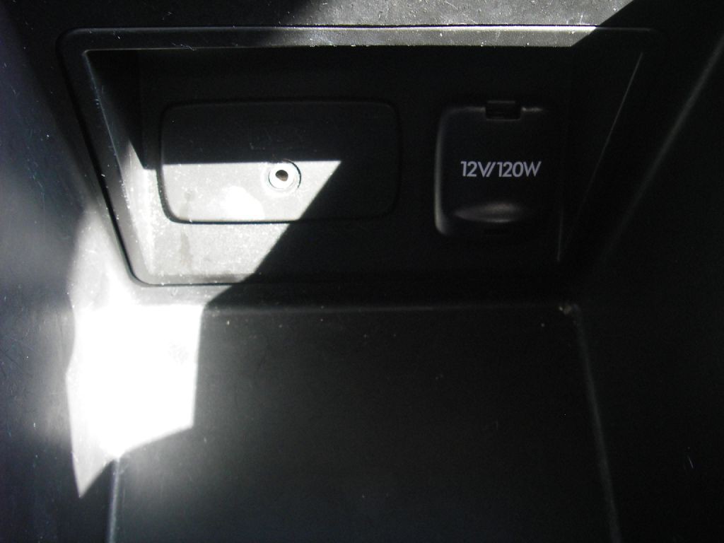 2011 Subaru Outback Image 25