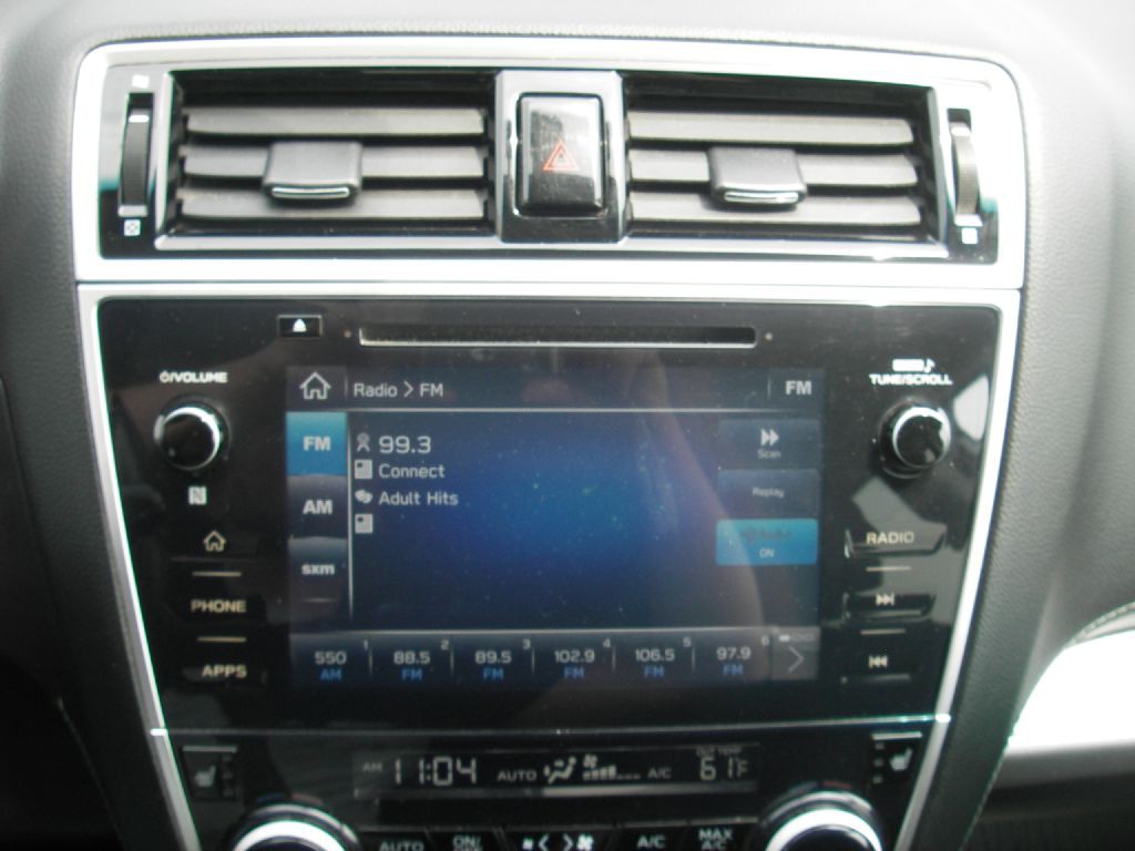 2018 Subaru Outback Image 18