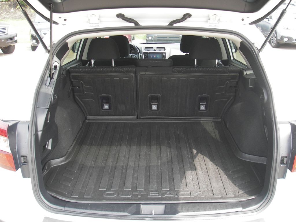 2018 Subaru Outback Image 27