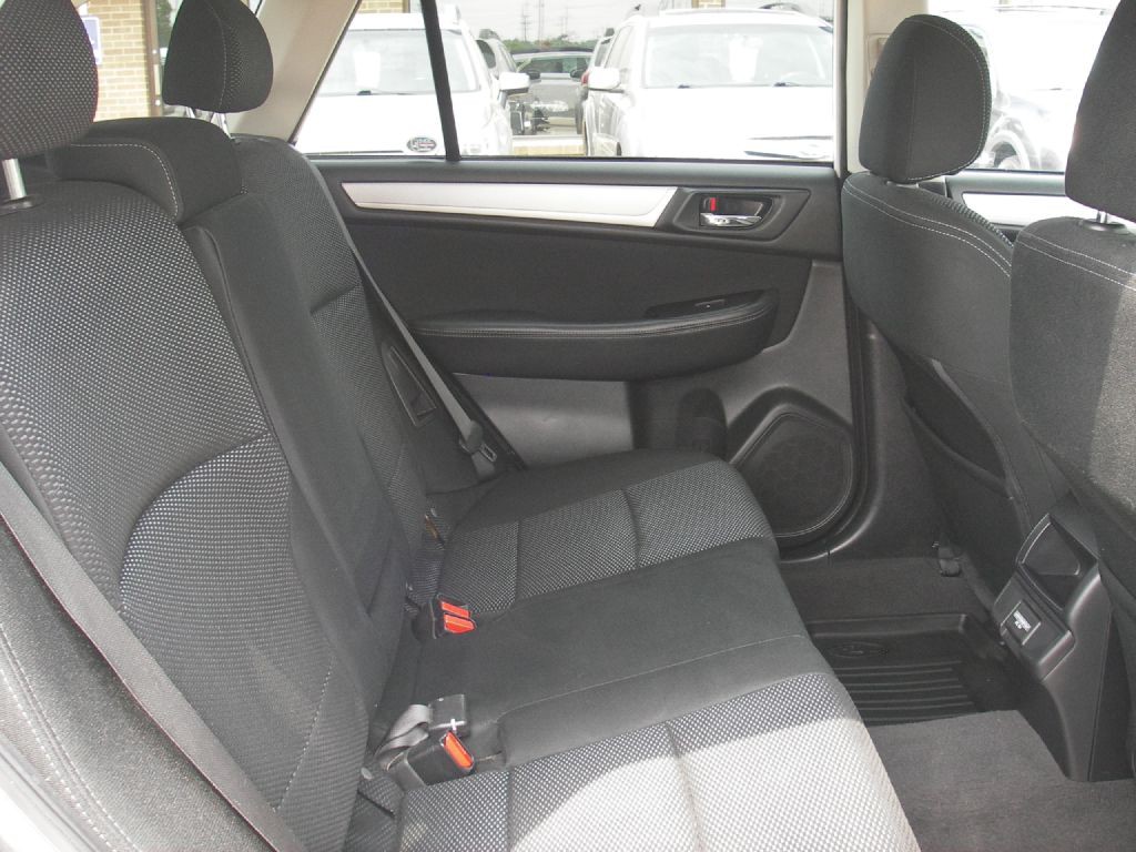 2018 Subaru Outback Image 30