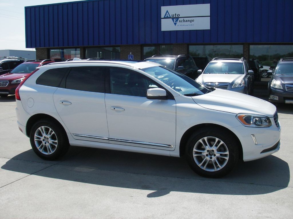 2015 Volvo XC60 Image 3