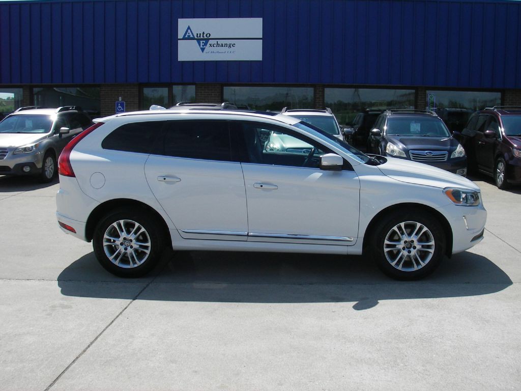 2015 Volvo XC60 Image 4