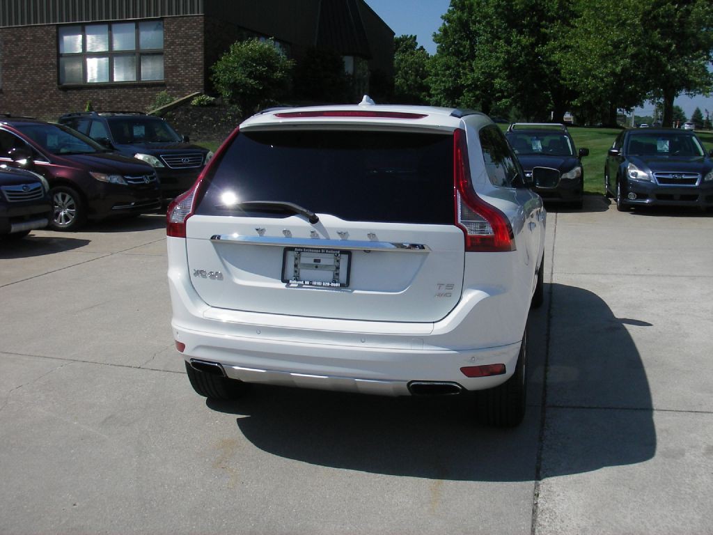 2015 Volvo XC60 Image 6
