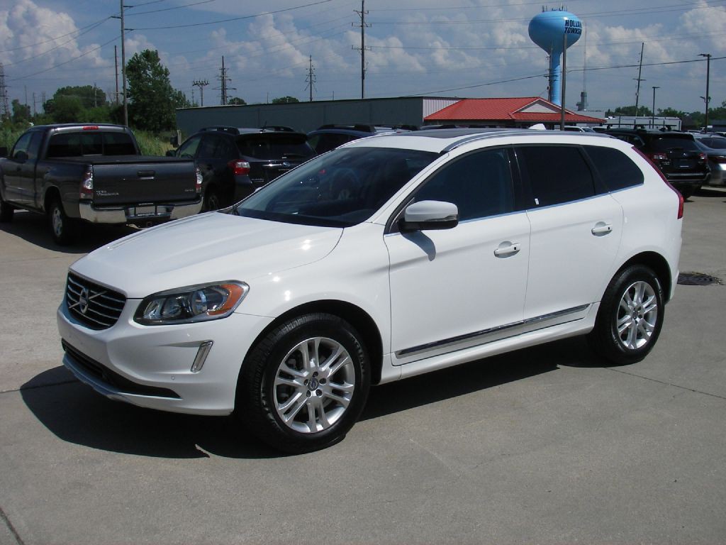 2015 Volvo XC60 Image 11