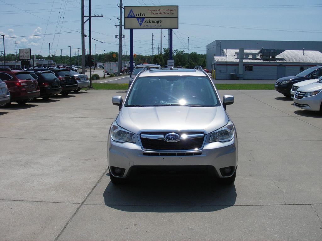 2016 Subaru Forester Image 12