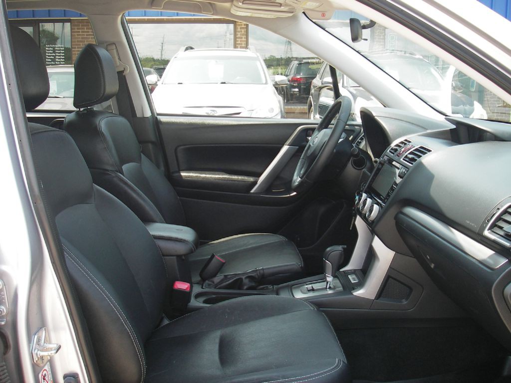 2016 Subaru Forester Image 32