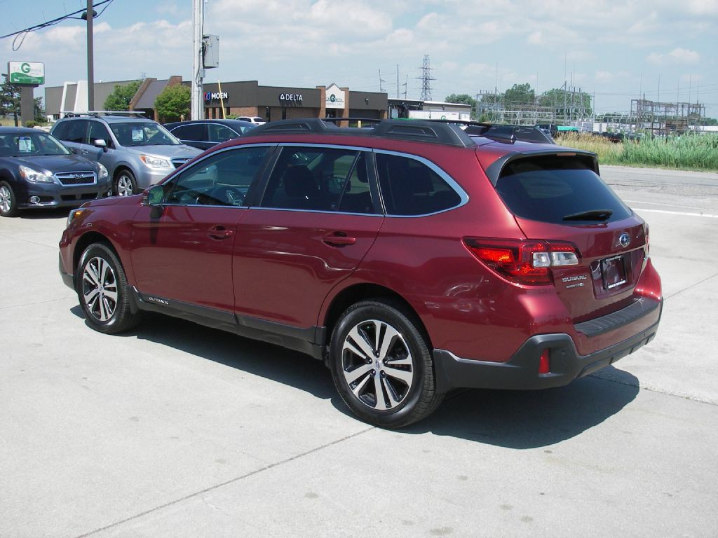 2018 Subaru Outback Image 9