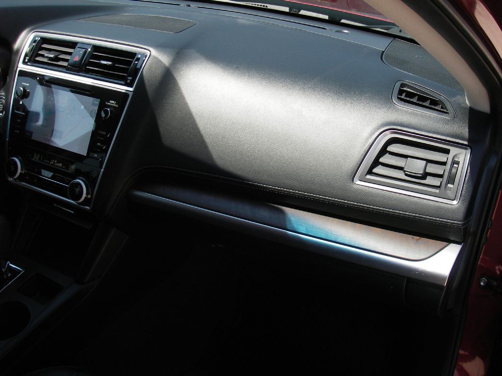 2018 Subaru Outback Image 34