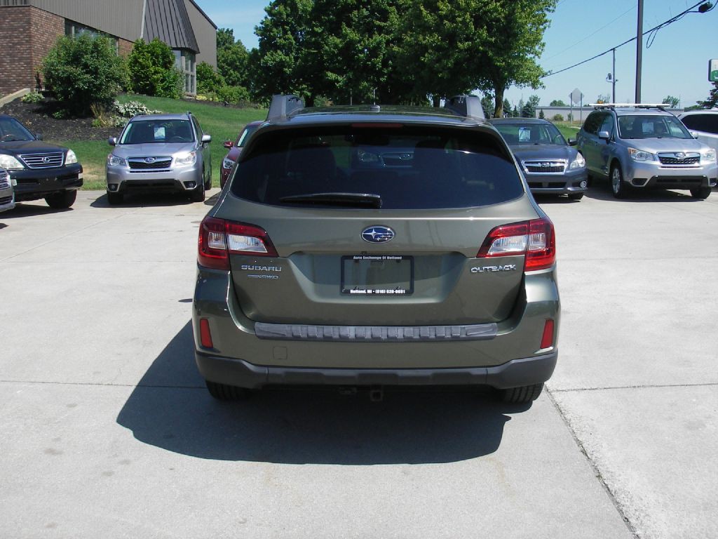 2015 Subaru Outback Image 7