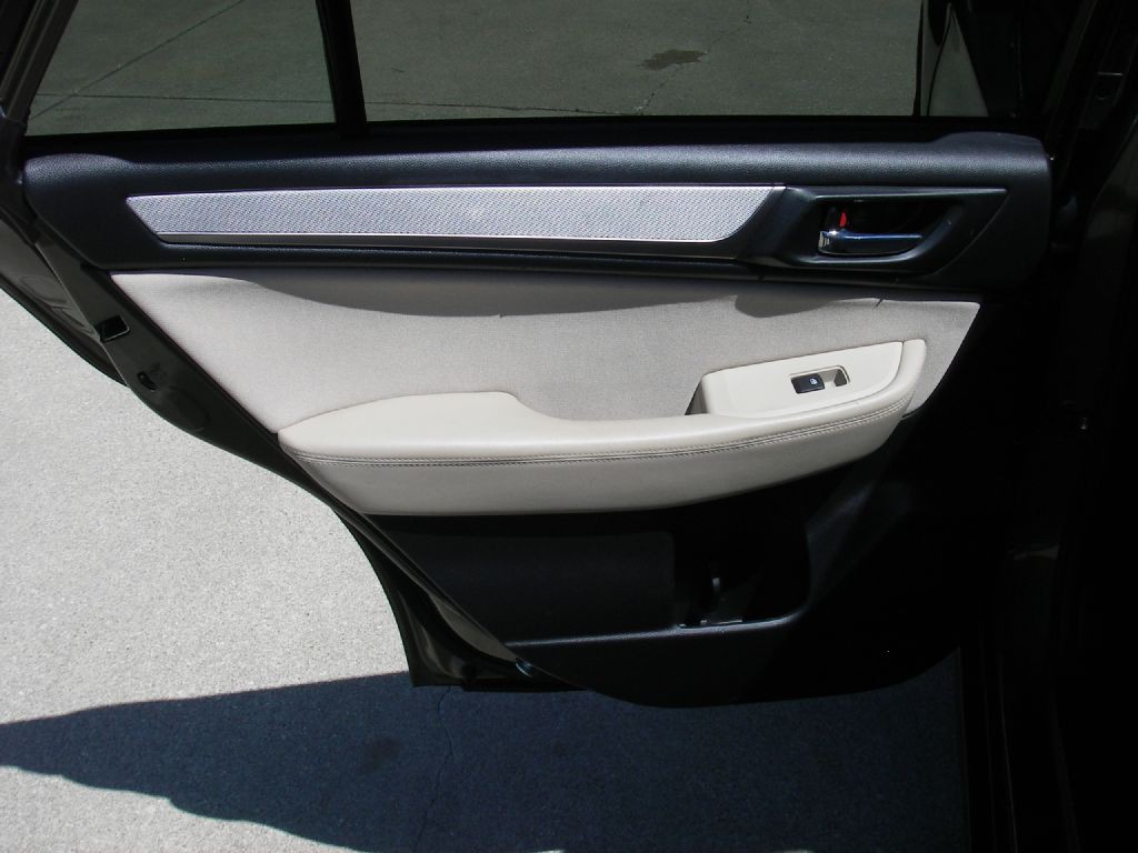 2015 Subaru Outback Image 26