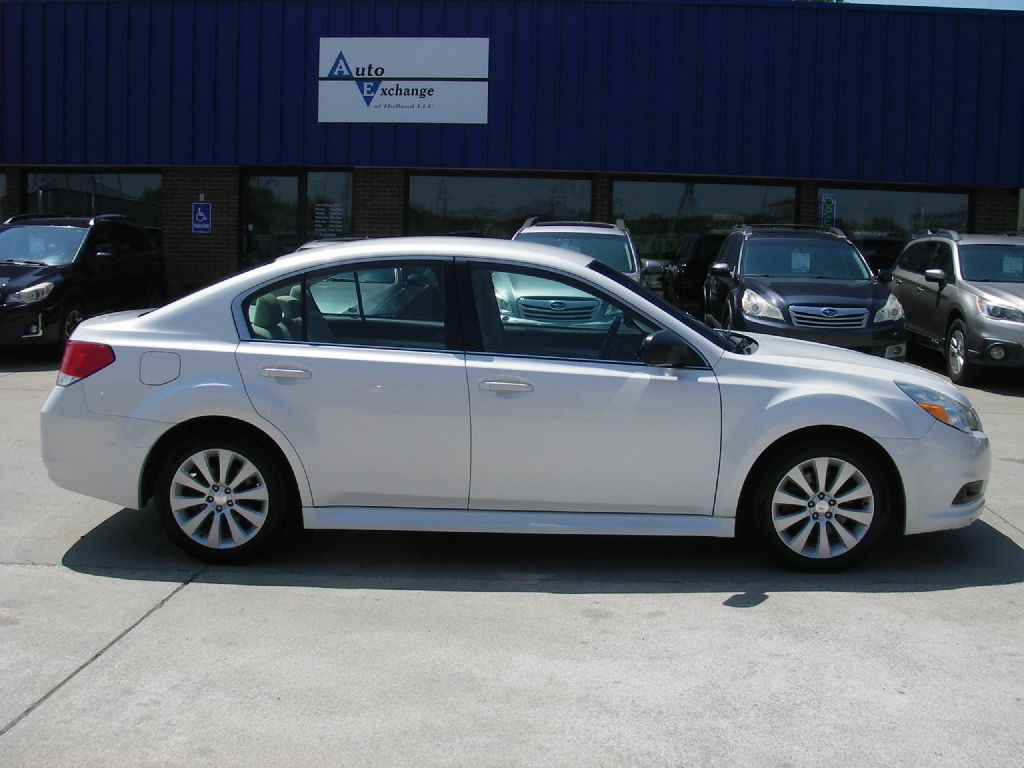 2012 Subaru Legacy Image 4