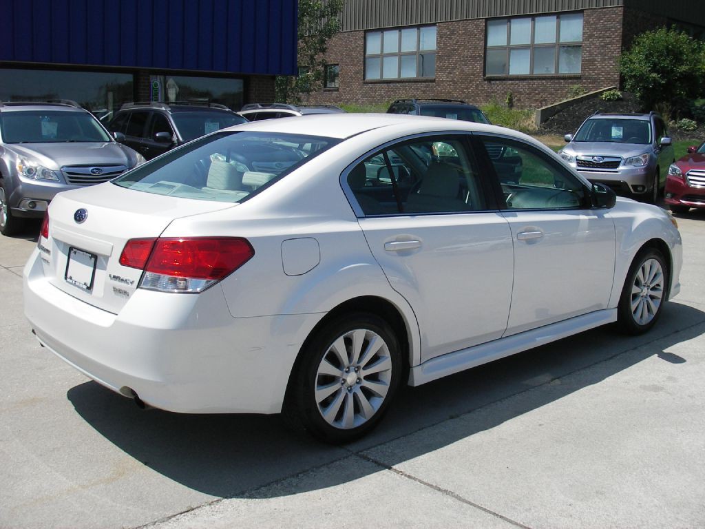 2012 Subaru Legacy Image 5