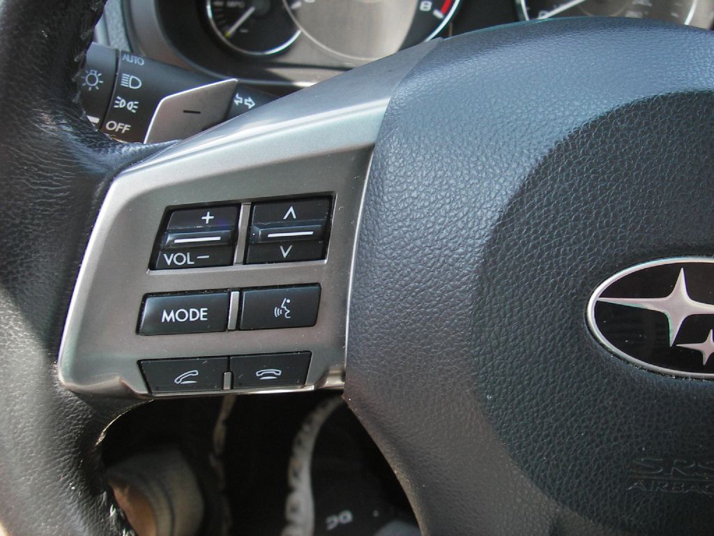 2012 Subaru Legacy Image 17