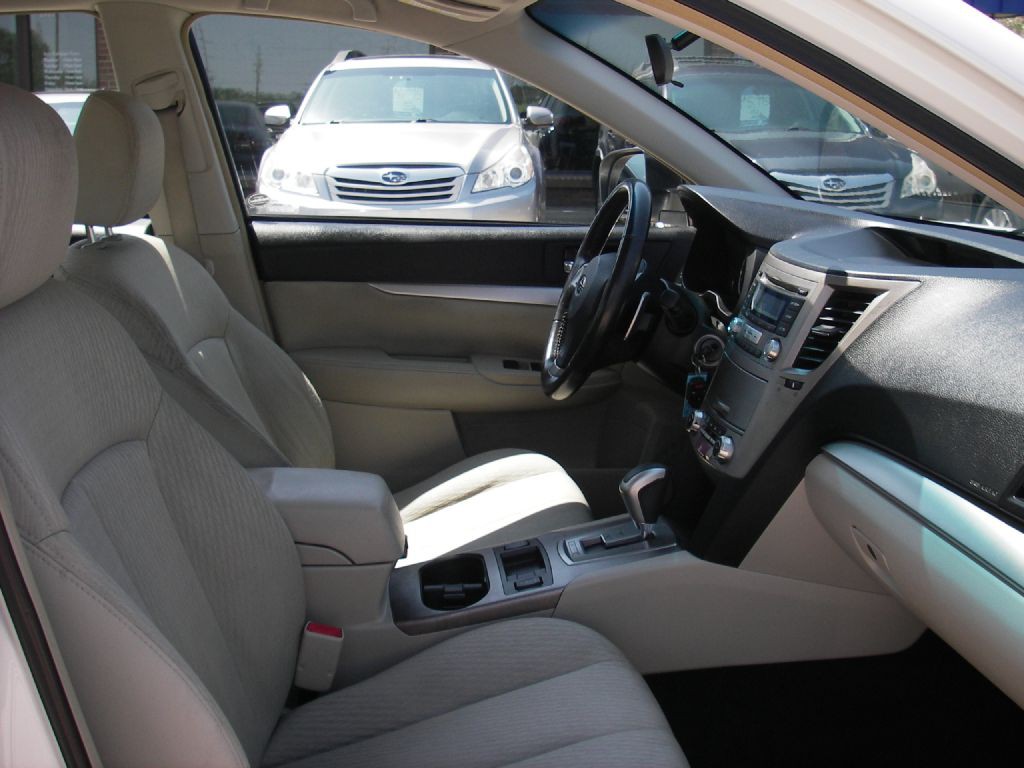 2012 Subaru Legacy Image 30